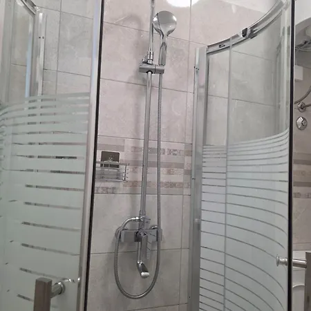 Mira 2 Apartman